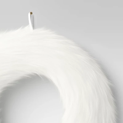 22" Faux Fur Christmas Decorative Wreath White - Wondershop™ 2 22" Faux Fur Christmas Decorative Wreath White - Wondershop™ - Image 2
