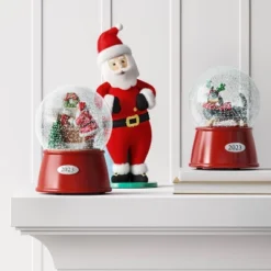 Santa Fireplace Snow Globe - Wondershopâ˘