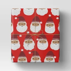 40â 125 Sq Ft Christmas Roll Wrap Medium Skin Tone Santa - Wondershopâ˘